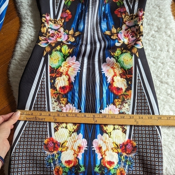 CLOVER Canyon winter solstice graphic print dress small - Picture 10 of 15